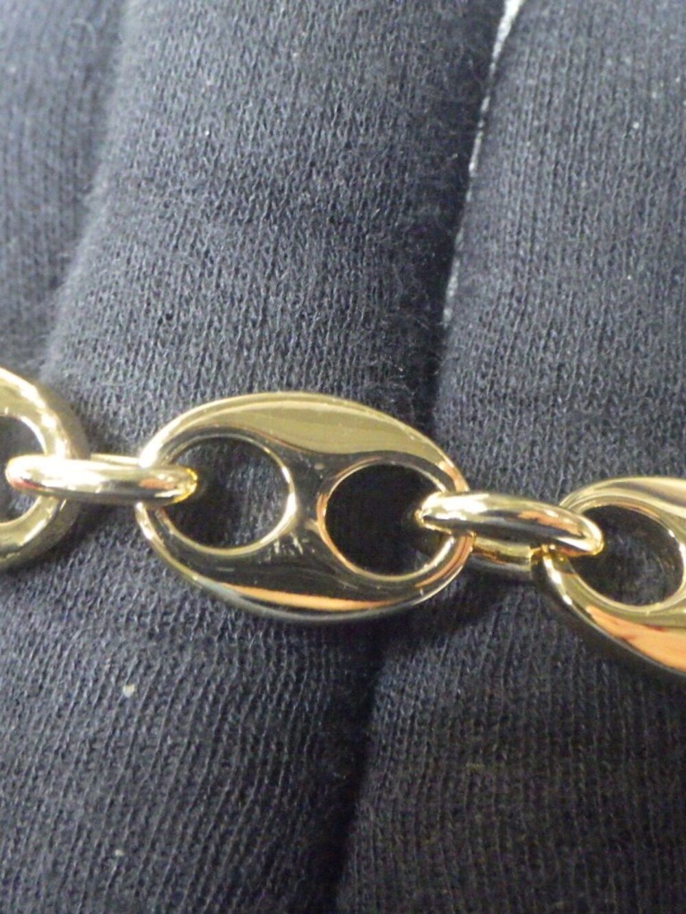 Gucci Bag - Picture 7 of 13